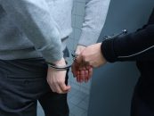 Zwei Männer wurden wegen  “Verstoß gegen das Betäubungsmittelgesetz” festgenommen