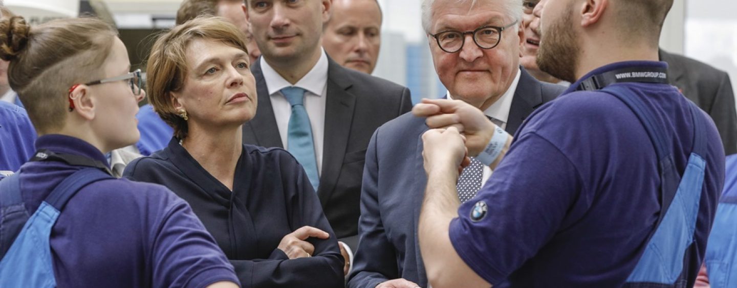Bundespräsident Frank-Walter Steinmeier zu Besuch im BMW Werk Leipzig