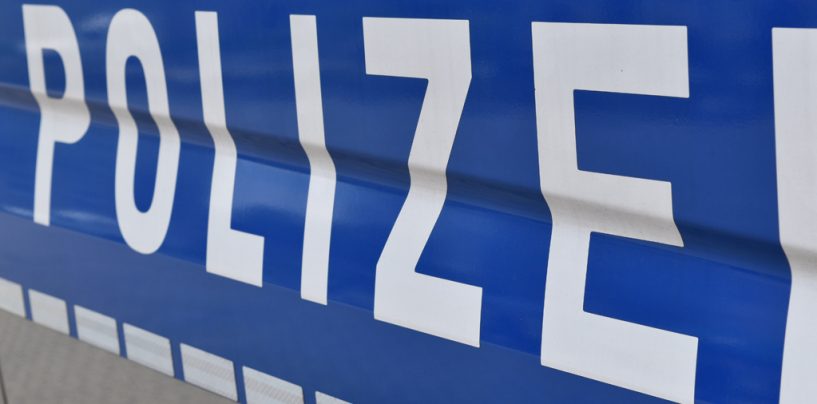 Mann auf der Peißnitz mit Messer bedroht: Polizei schnappt beide Täter