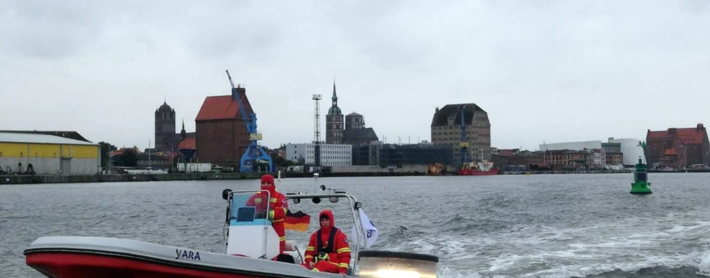 DLRG Saale-Elster-Aue an drei Rettungen bei Sundschwimmen in Stralsund beteiligt