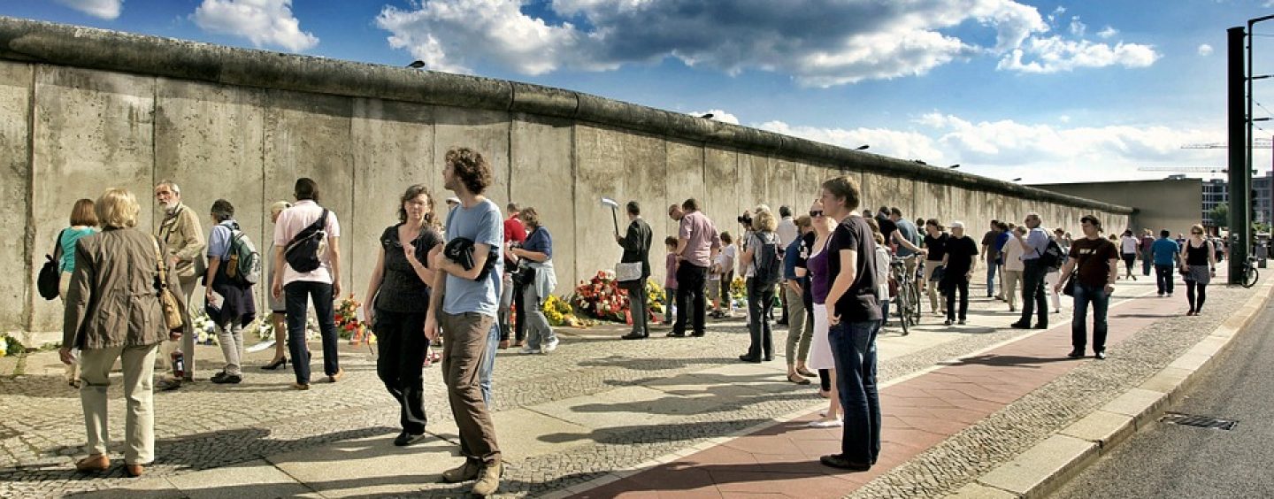 Erinnerung an den Mauerbau in Berlin vor 58 Jahren: Die Todesopfer namentlich erinnern  Die Opfer des Grenzregimes weiter entschädigen