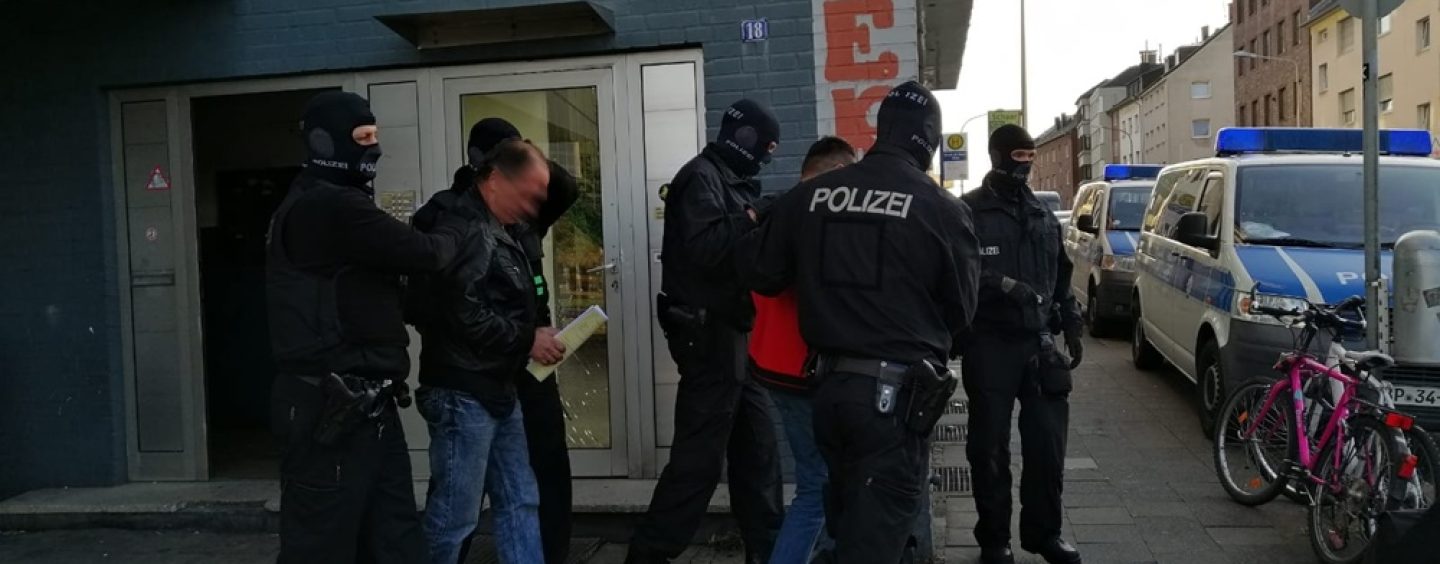 Zollfahndung und Bundespolizei zerschlagen Bande von Schleusern und Steuerbetrügern