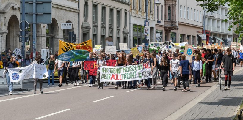Engagierte Aktivist*innen von Fridays For Future in Sachsen-Anhalt treffen sich mit Umweltministerin Claudia Dalbert