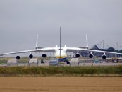 AN225 – Größtes Transport-Flugzeug der Welt bringt Hilfsgüter nach Namibia
