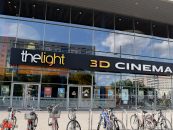 Kinoleinwand im The Light Cinema bleibt dunkel