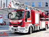 Neue Feuerwehrleiter für Halle – Praktische Abnahme durch Bürgermeister Egbert Geier
