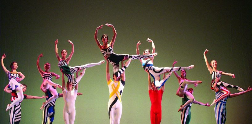 Bodies in (E)motion – Tanztheater von Weltrang mit der United Dance Company