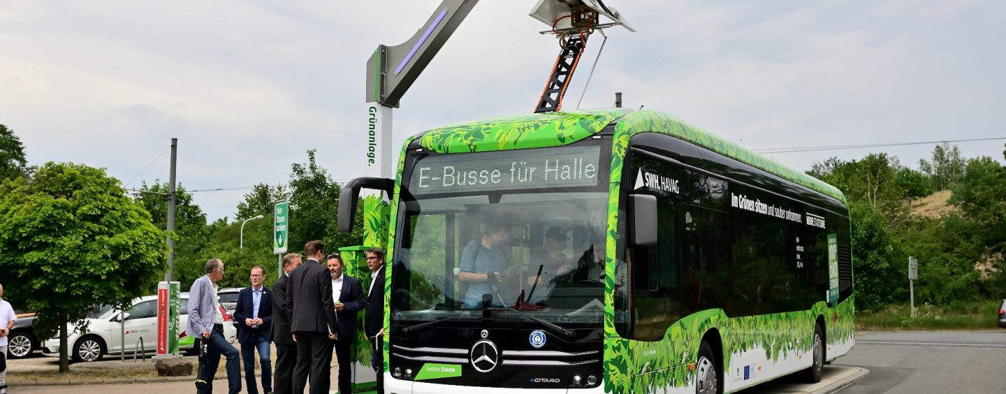 HAVAG nimmt drei neue E-Busse in Betrieb!