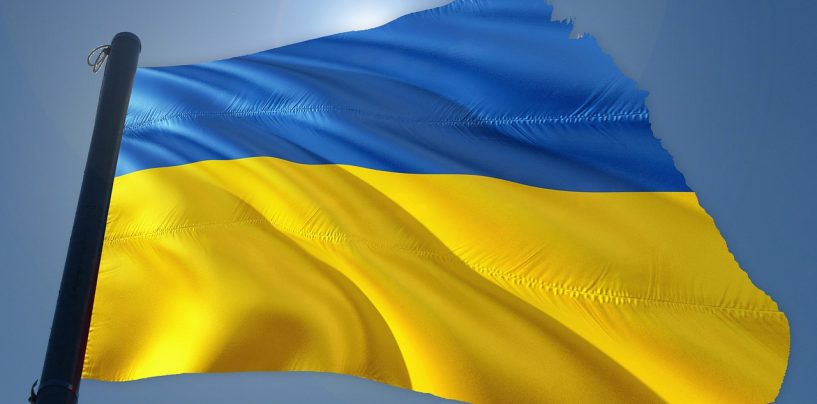 Zeichen der Solidarität: Ukrainische Flagge an Dienstgebäuden in Sachsen-Anhalt