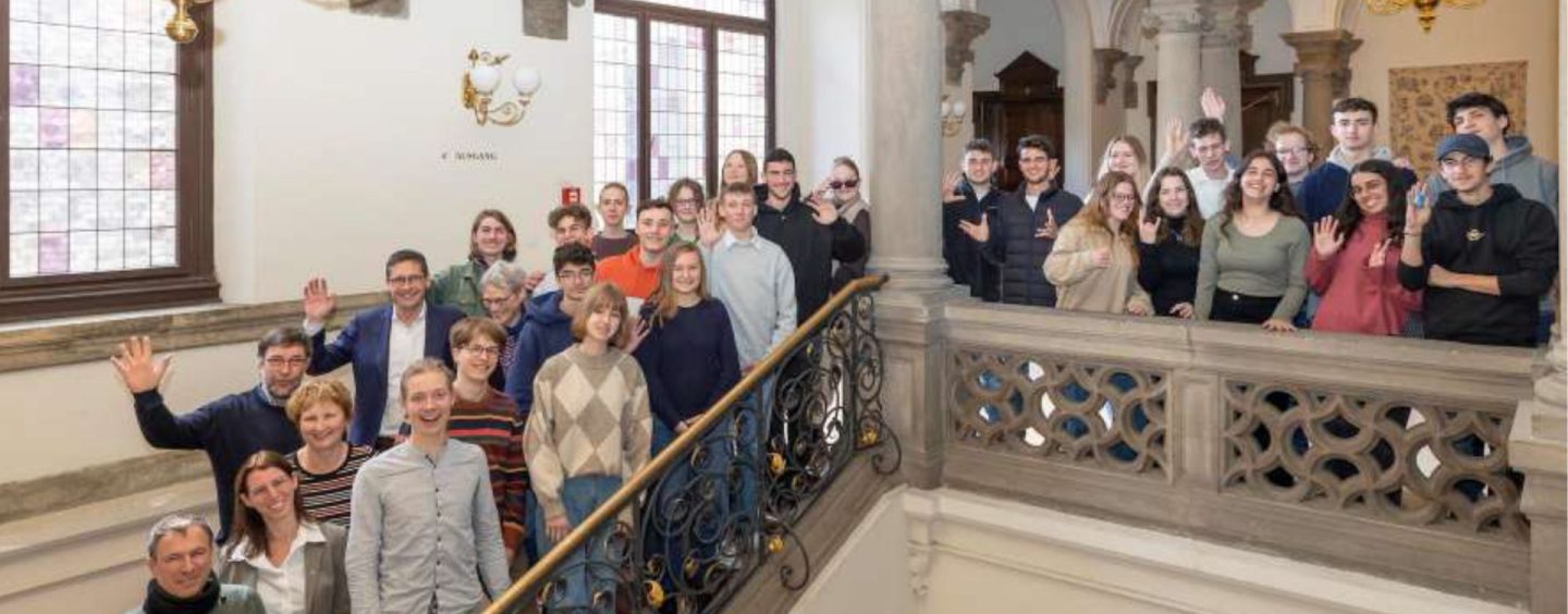 Austausch: Bürgermeister empfängt Schülergruppe aus Israel