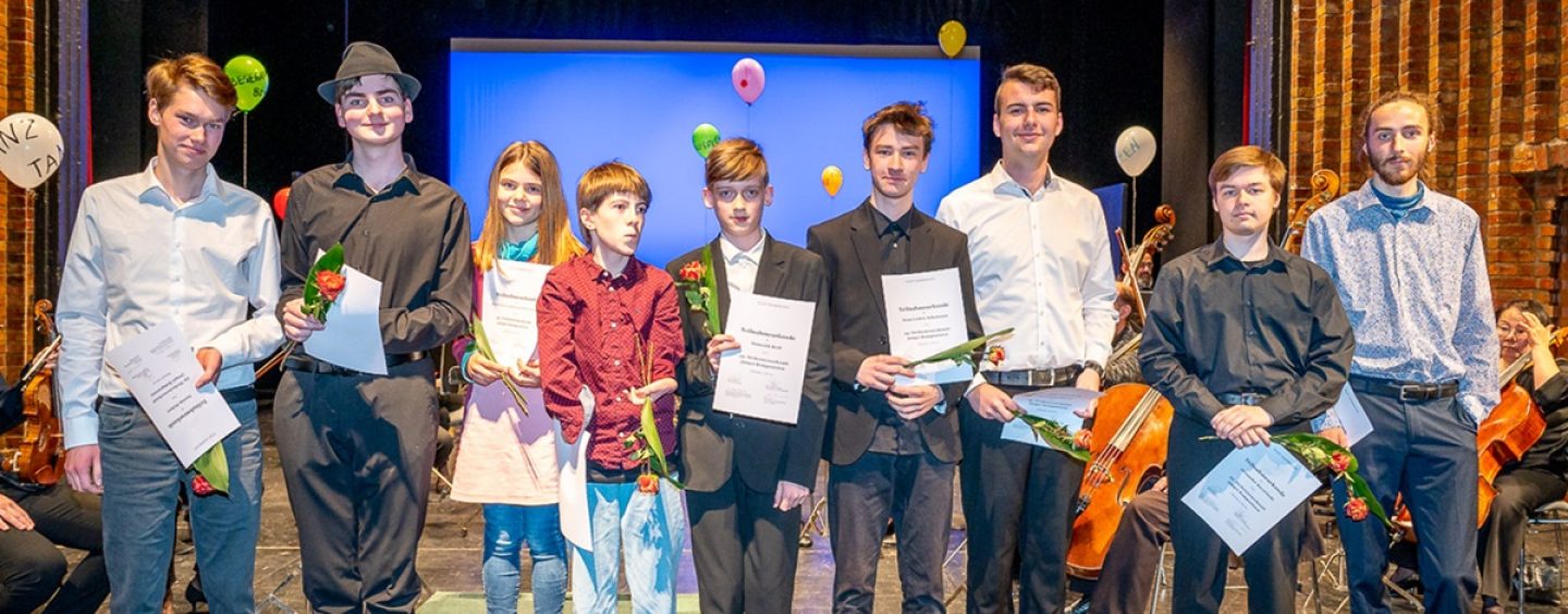 Fünf junge Nachwuchskomponisten zur Orchesterwerkstatt ausgezeichnet