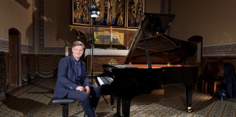 Merseburger Klaviertalent überzeugt Wettbewerbs-Jury in Köthen
